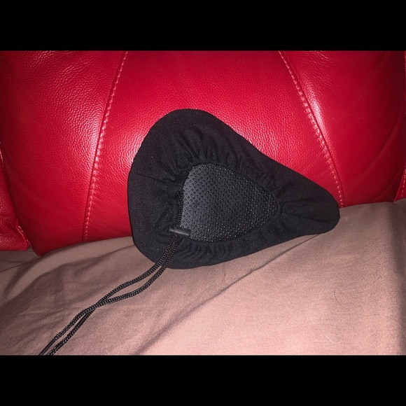 Gel foam bicycle seat cover NWOT - Picture 2 of 3
